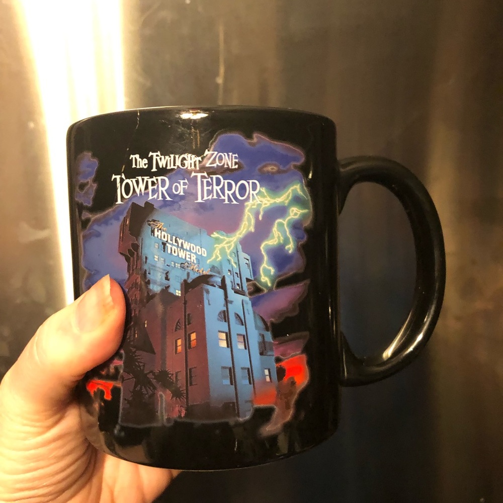 🎠🎃Disney’sTower of Terror Mug411 $25 or $20 w/offer *mug deal